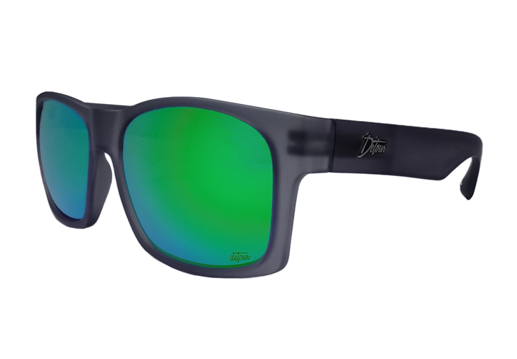 Big Kahuna - Gray Frost - Green Machine Polarized